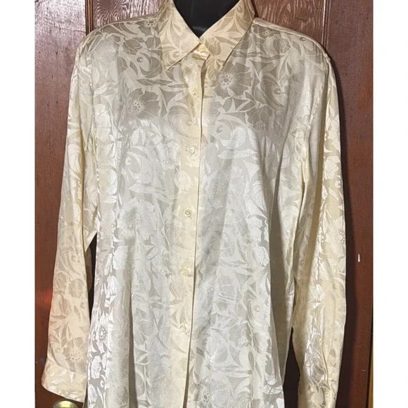 Worthington Women's Vintage Silk Cream Blouse Long Sleeve Button Up Collared 12 - Picture 2 of 10